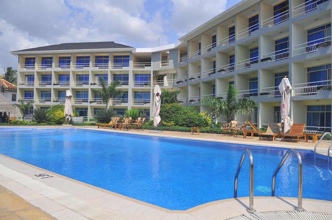 Giraffe Ocean View Hotel Dar es Salaam Buitenkant foto