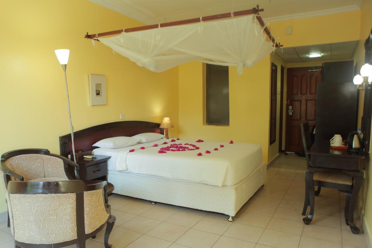 Giraffe Ocean View Hotel Dar es Salaam Buitenkant foto